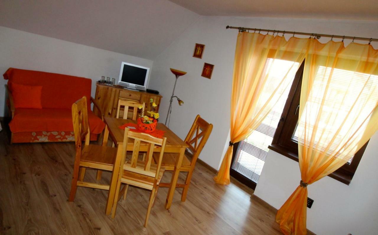 Penzion Saty Liptovske Sliace Екстериор снимка