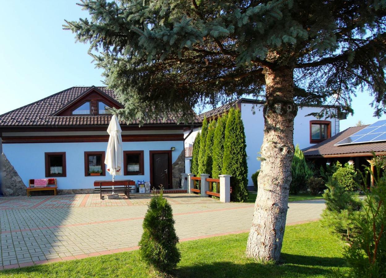 Penzion Saty Liptovske Sliace Екстериор снимка